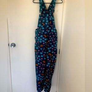 Size 8 ladybug overalls from Dangerfield. Brand new, only worn once.